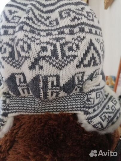 Шапка двойная с орнаментом