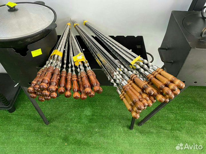 Шампур с деревянной ручкой