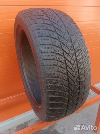 Bridgestone Blizzak LM-005 265/45 R20