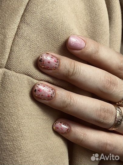 Наращивание ногтей