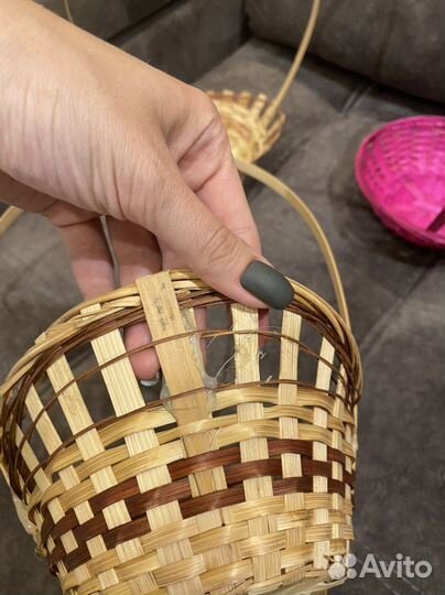 Корзина плетеная для подарков цветов