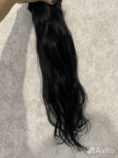 Волосы на заколках