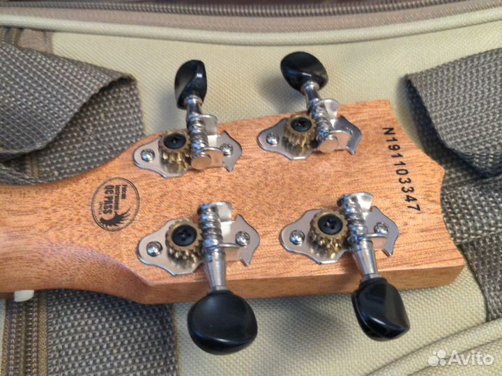 Укулеле flight