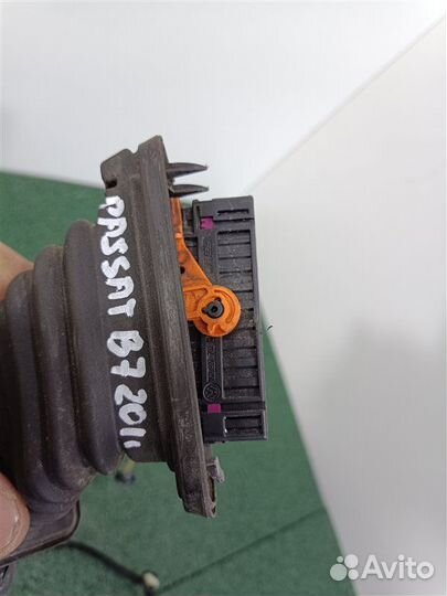 Проводка (коса) двери задняя правая Vw Passat B7