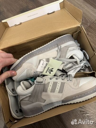 Кроссовки Adidas Bad Bunny