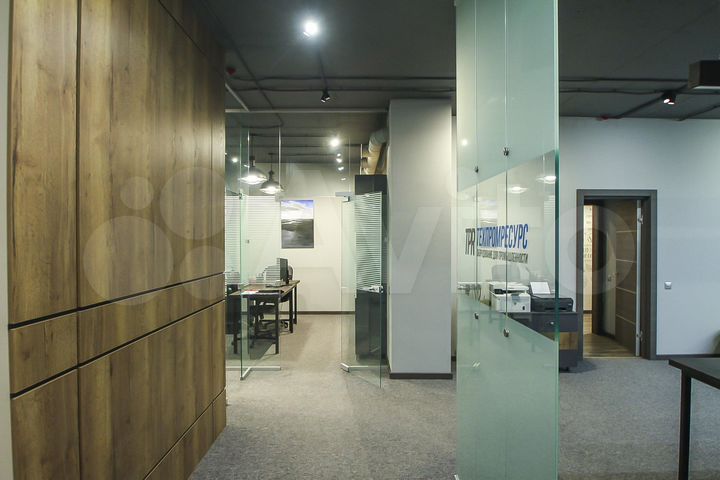 Офис, 143.7 м²