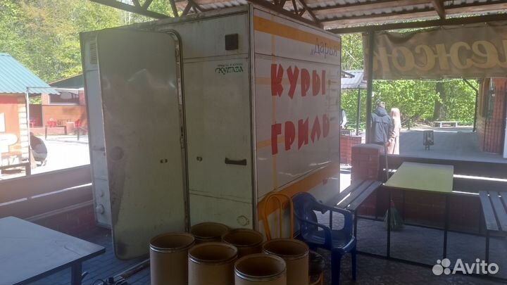 Прицеп для торговли МАЗ-КУПАВА 813210, 2004