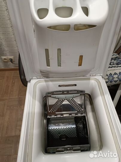 Стиральная машина на запчасти whirlpool