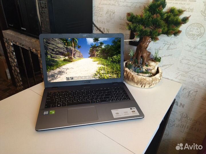 Тонкий лёгкий мощный для игр на FuullHD DDR4 SSD A