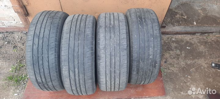 Dunlop Axiom Plus 195/50 R16