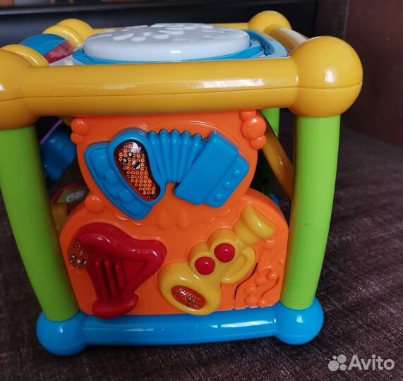 Развивающий кубик / бизикуб + игрушки