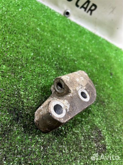 Кронштейн генератора Chevrolet Captiva C100 Z24SED