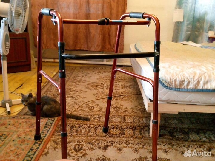 Ходунки шагающие