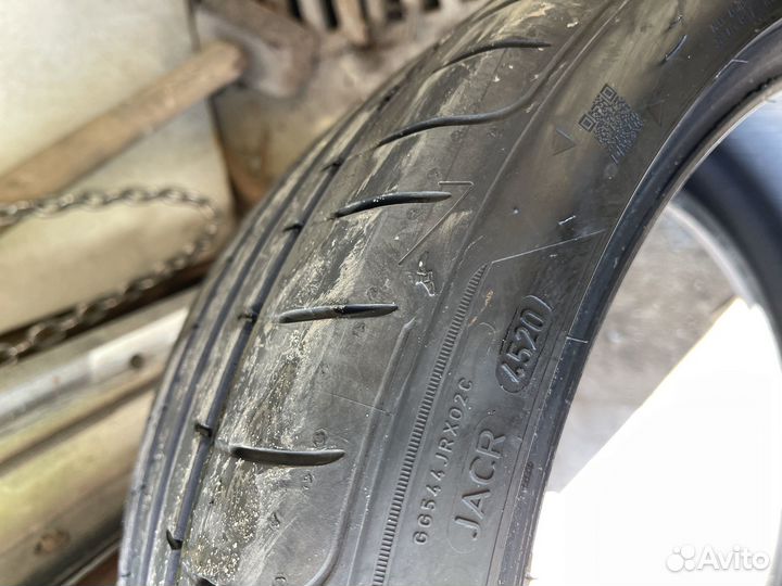 Goodyear Eagle F1 Asymmetric 3 225/40 R19 и 255/35 R19