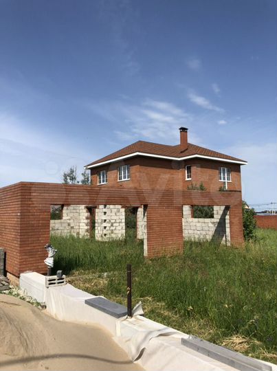 Дом 220 м² на участке 15 сот.