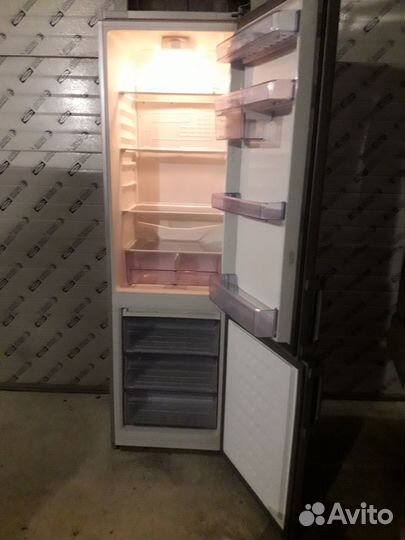 Холодильник Весо б/у