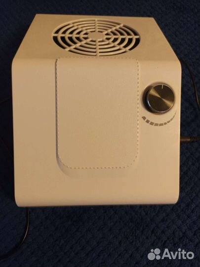 Маникюрный пылесос