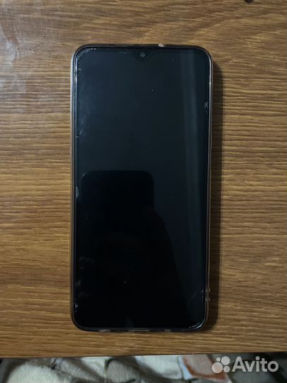 Samsung Galaxy A10, 2/32 ГБ