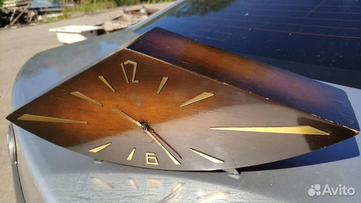 Часы настольные Весна. ссср. Винтаж
