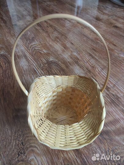 Корзины плетёные
