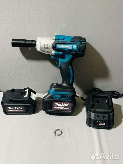 Аккумуляторный ударный гайковерт makita 18V 600Нм