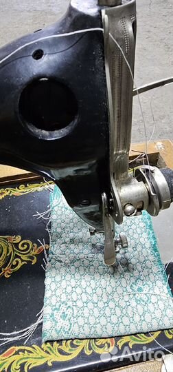 Швейная машина