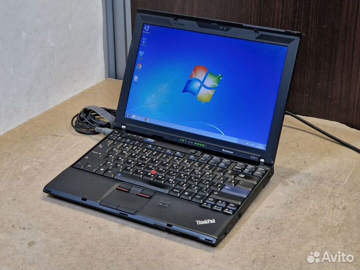 Ноутбук Lenovo ThinkPad X201i i3 370M/ 4GB/ 320GB