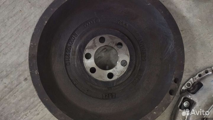 Маховик одномассовый и корзина VAG