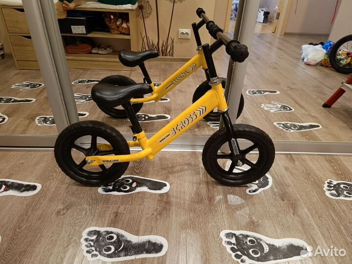 Беговел 12 дюймов