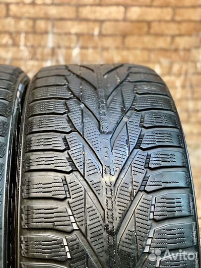 Nokian Tyres Hakkapeliitta R2 255/50 R19