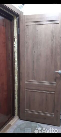 Дверь входная деревянная бу