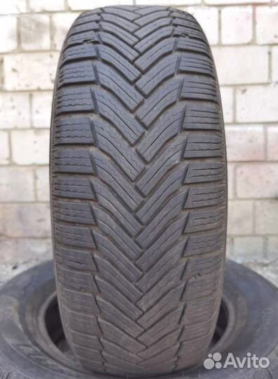 Michelin Alpin 6 215/65 R16 98H