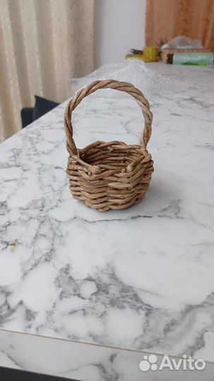 Корзина плетеная