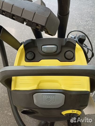 Хозяйственный пылесос Karcher WD 5 Premium