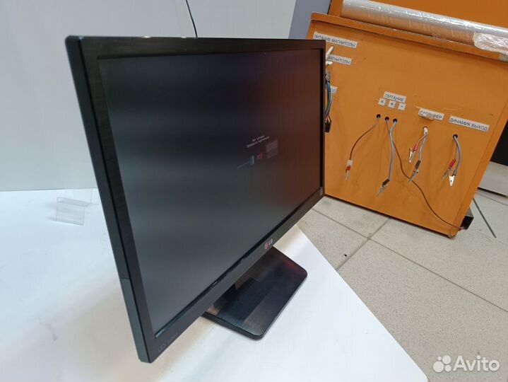 Мониторы LG 22MK400A-B