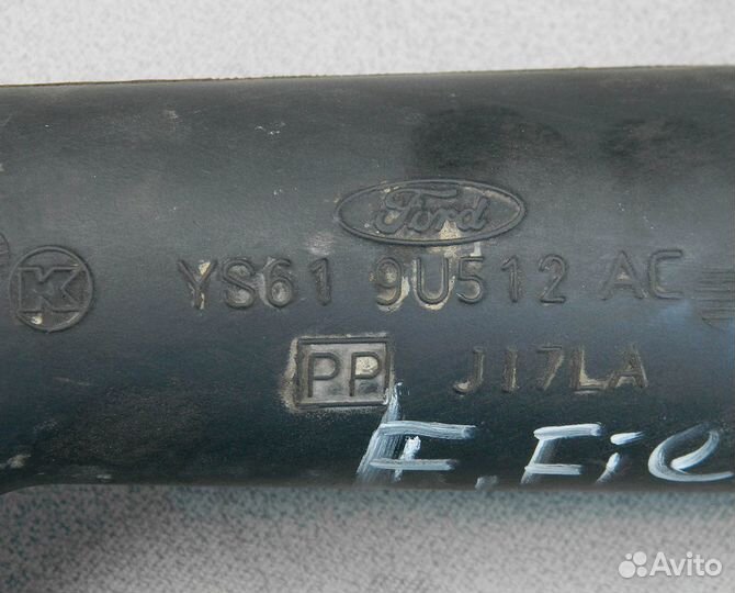 Патрубок воздушного фильтра Ford Fiesta 4 1.8TD