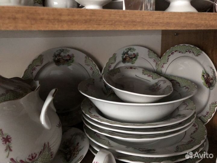 Набор столовой посуды на 12 персон