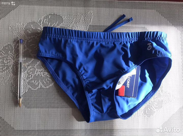 Плавки Calzedonia новые для мальчиков 10-12 лет