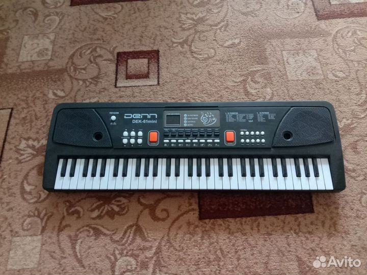 Синтезатор Denn dek61 mini