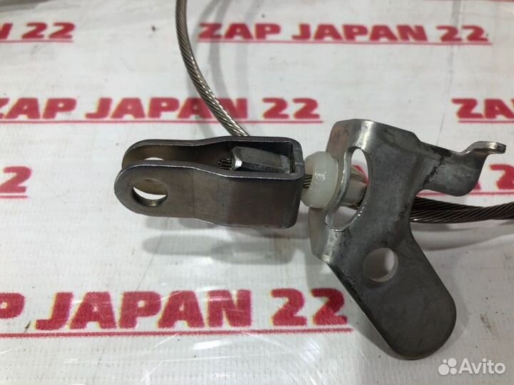 Трос ручника Toyota Land Cruiser 100