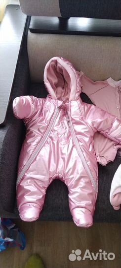 Комплект на выписку для девочки демисезонный