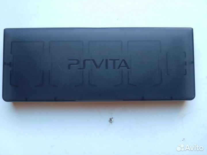 PS Vita 4GB карта памяти + бокс