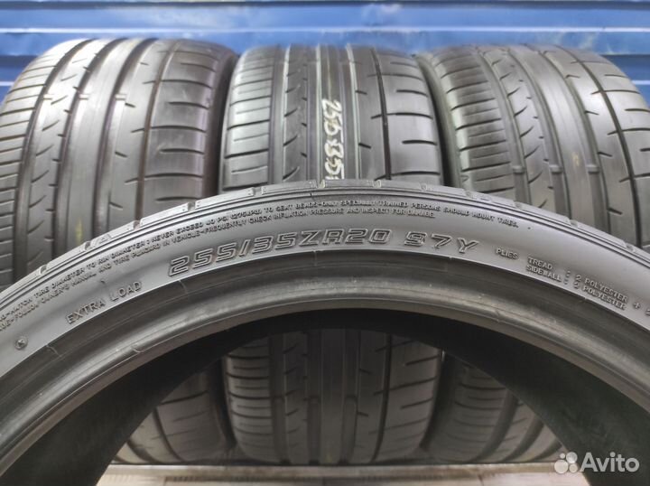 Dunlop SP Sport Maxx 050+ 255/35 R20 97Y