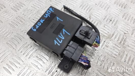 Блок управления jeep grand cherokee ZJ (1LV01NC01)