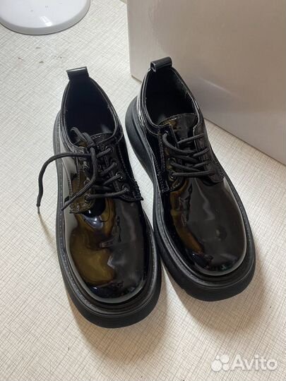 Оксфорды на платформе со шнурками