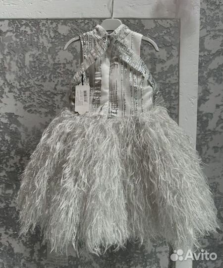 Платье празничное для девочки 104 прокат