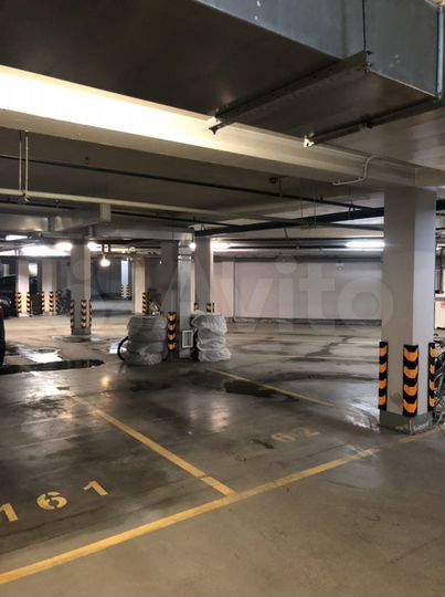 Машиноместо, 12 м²