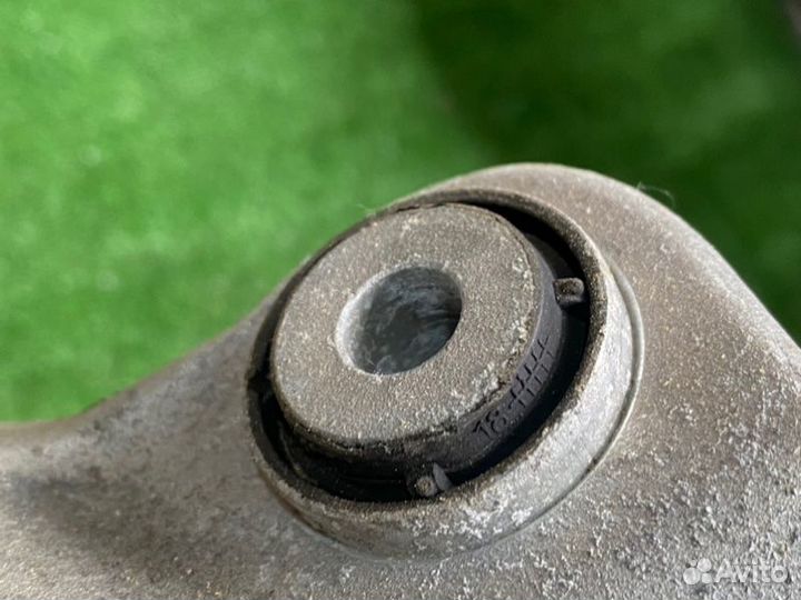 Кулак задний правый Mercedes-Benz E-Class W213