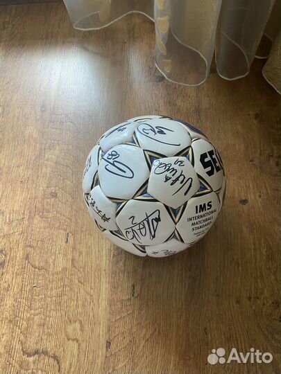 Футбольный мяч с автографами цска 2015 год