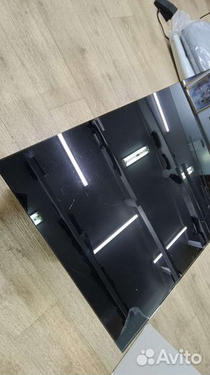 Стеклянная тумба под тв